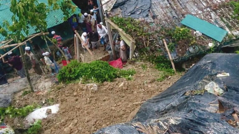 rohingya-camp-landslide-young-woman-death-injured-child